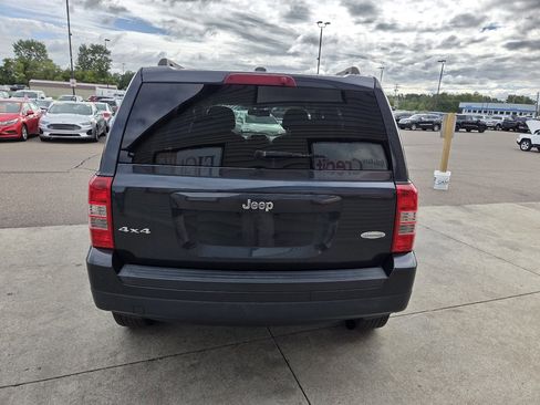 Used 2014 Jeep Patriot Latitude image 6