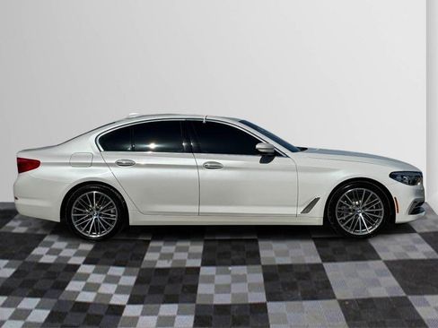 Used 2018 BMW 530i xDrive AWD/4WD image 2