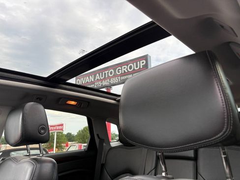 Used 2014 Cadillac SRX Luxury FWD image 18