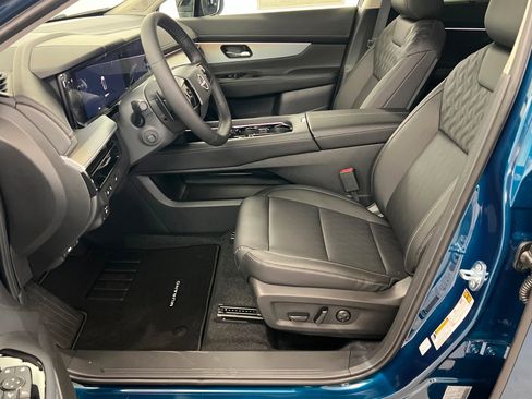 New 2026 Nissan Murano Platinum w/ Cargo Package AWD/4WD image 17