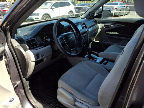 Used 2018 Honda Pilot LX image 14