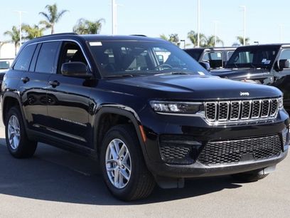 New 2025 Jeep Grand Cherokee Laredo X w/ Luxury Tech Group I