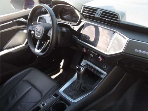 Used 2023 Audi Q3 2.0T Premium Plus AWD/4WD image 10