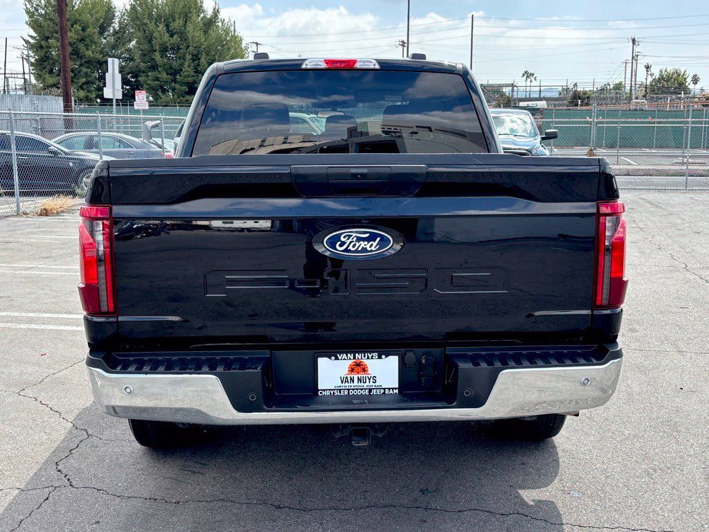 Used 2025 Ford F150 XLT w/ Equipment Group 301A Standard RWD image 4