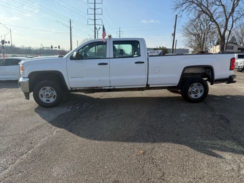 Used 2017 GMC Sierra 2500 2WD Crew Cab image 6