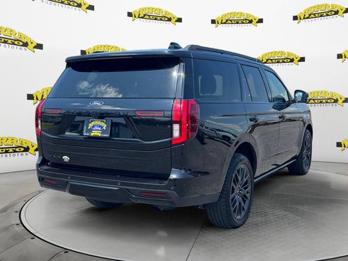Used 2025 Ford Expedition Platinum w/ Stealth Performance Package AWD/4WD image 6