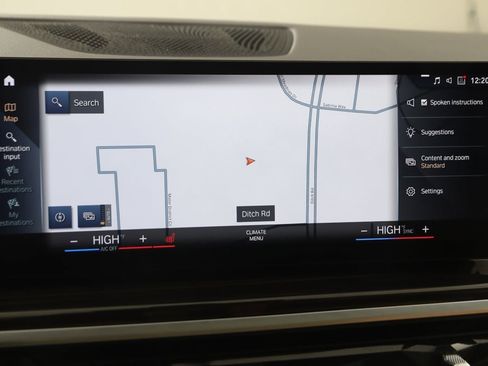 Used 2023 BMW X7 xDrive40i w/ M Sport Package image 9