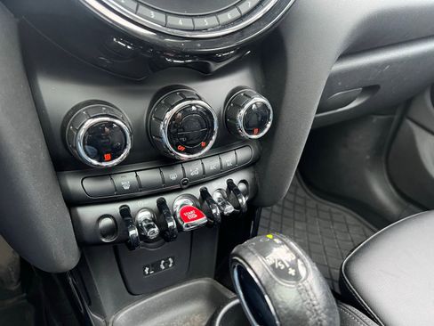 Used 2016 MINI Cooper S image 21