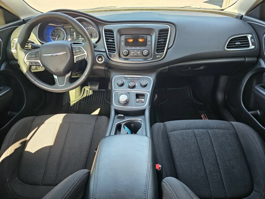 Used 2016 Chrysler 200 LX FWD image 19
