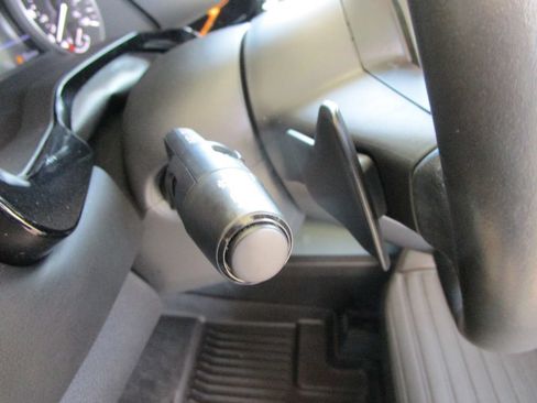 Used 2024 Nissan Pathfinder Rock Creek AWD/4WD image 27