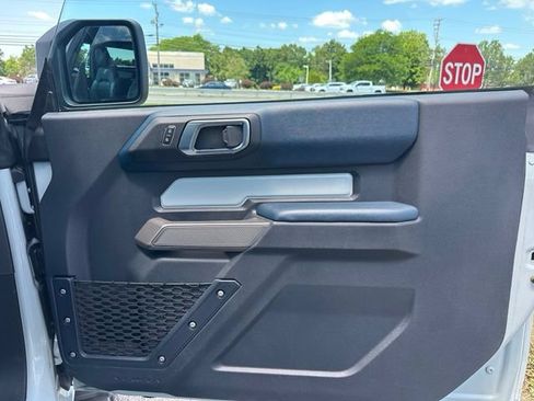 Used 2023 Ford Bronco Outer Banks AWD/4WD image 24