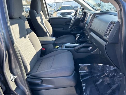 Used 2022 Nissan Frontier S w/ Technology Package image 16