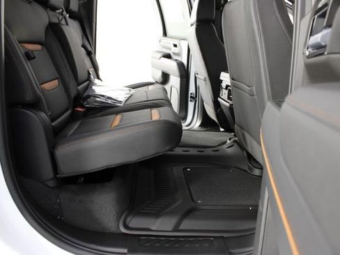 New 2026 GMC Sierra 2500 AT4 w/ AT4 Premium Plus Package AWD/4WD image 25