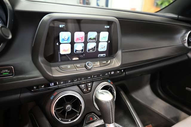Used 2017 Chevrolet Camaro SS RWD image 18