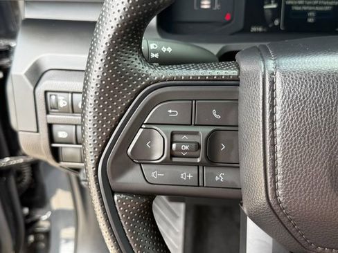 Used 2026 Toyota Tacoma SR AWD/4WD image 14