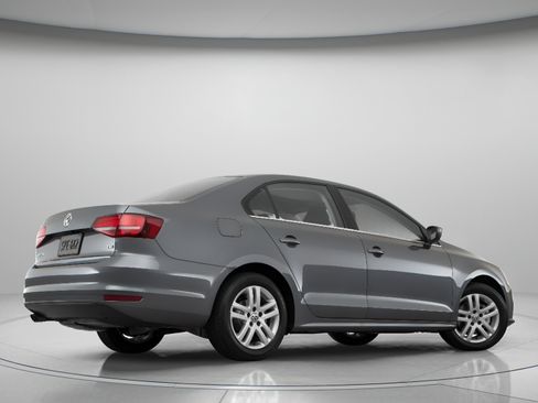 Used 2017 Volkswagen Jetta S FWD image 5