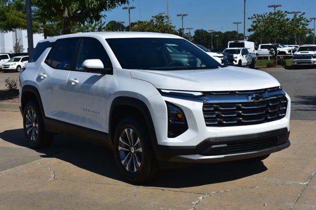 New 2027 Chevrolet Equinox LT w/ Safety and Technology Package FWD image 3