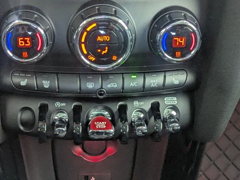 Used 2020 MINI Cooper S image 26