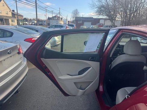 Used 2014 Kia Optima LX image 14