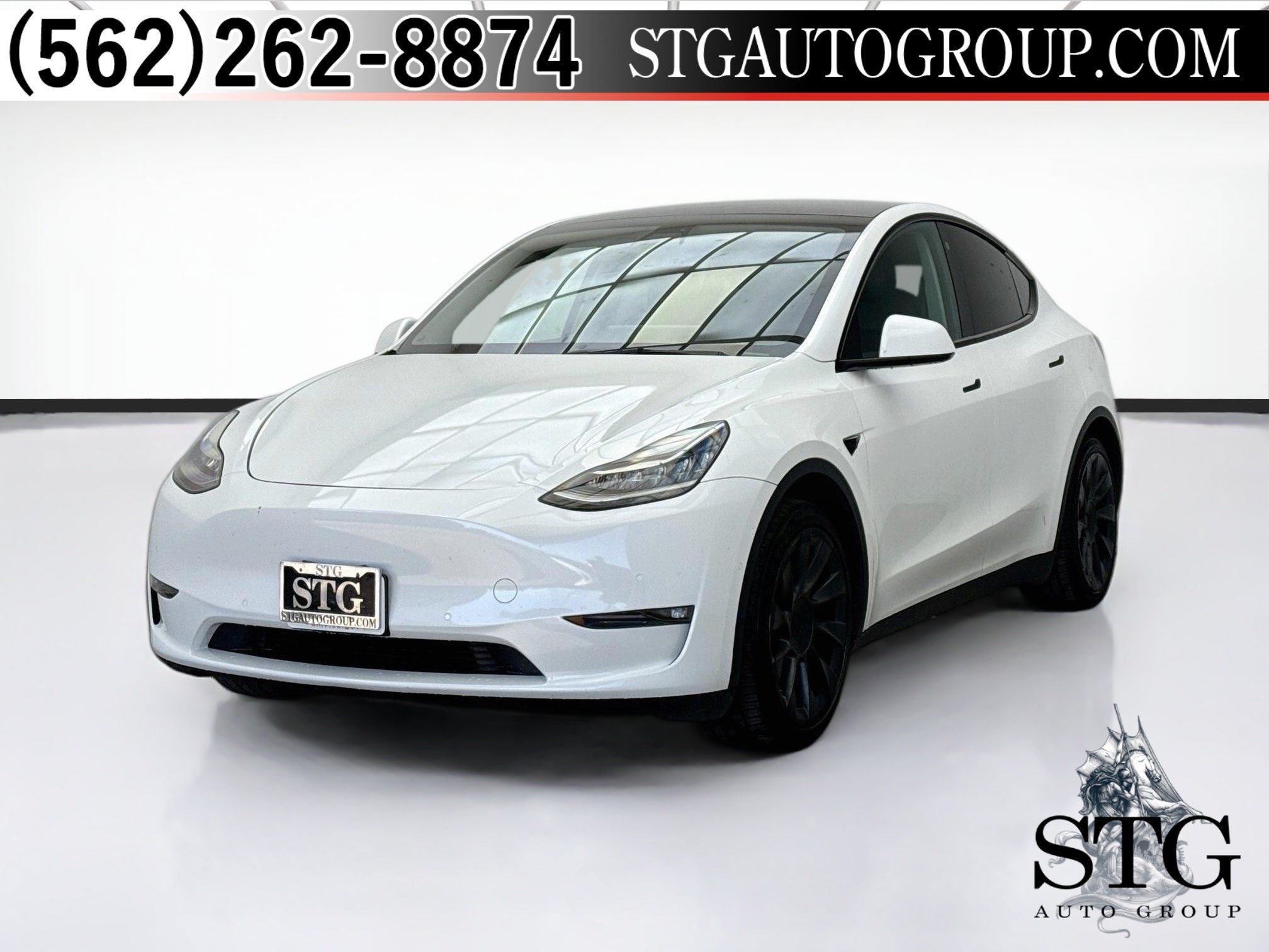 Used 2022 Tesla Model Y Long Range AWD/4WD image 1