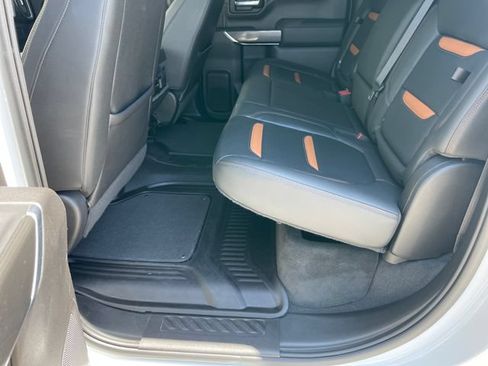 Used 2022 GMC Sierra 1500 AT4 w/ AT4 Preferred Package AWD/4WD image 26