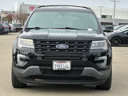Used 2017 Ford Explorer Sport image 9