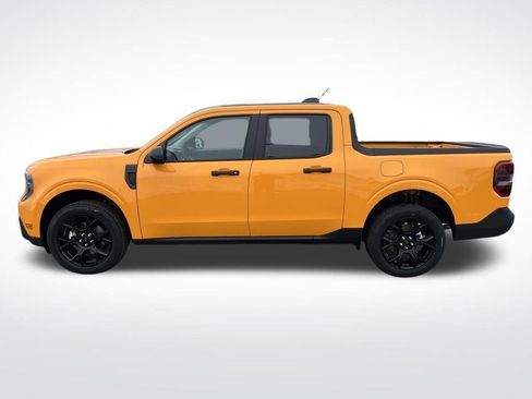 New 2026 Ford Maverick XLT w/ Equipment Group 301A AWD/4WD image 2