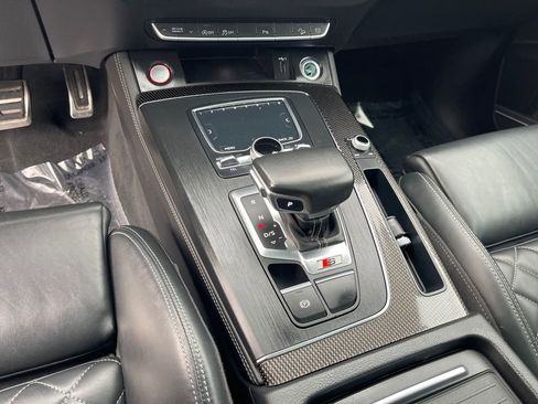 Used 2020 Audi SQ5 Premium Plus image 11
