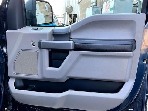 Used 2019 Ford F150 XLT w/ Equipment Group 302A Luxury image 22