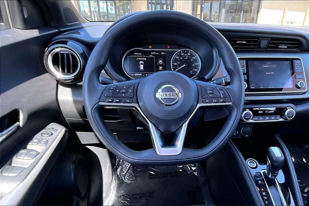 Used 2020 Nissan Kicks SV FWD image 8