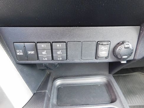 Used 2017 Toyota RAV4 Limited w/ Advanced Technology Package image 15