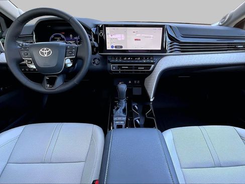 Used 2026 Toyota Camry XLE w/ Premium Plus Package AWD/4WD image 16