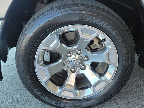 Used 2021 RAM 1500 Big Horn AWD/4WD image 6