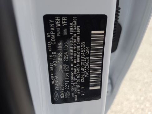 New 2026 Hyundai Elantra SE image 35