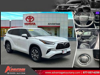 Used 2023 Toyota Highlander XLE