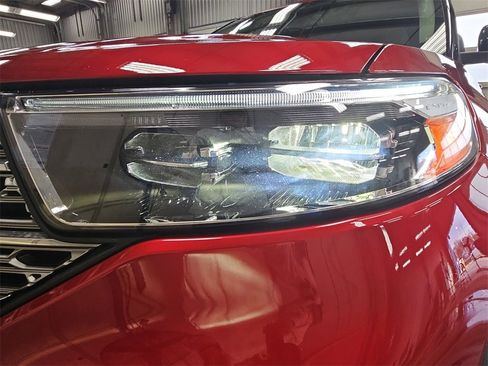 Used 2022 Ford Explorer Limited image 31