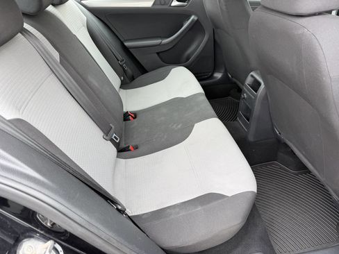 Used 2017 Volkswagen Jetta S FWD image 19