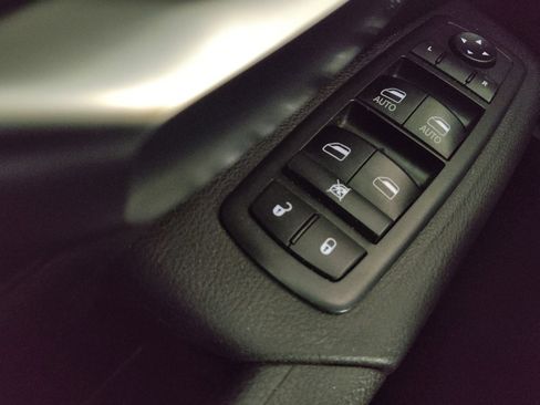 Used 2019 RAM 1500 Tradesman image 27