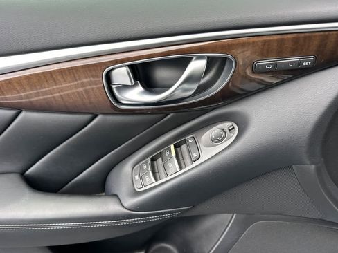 Used 2014 INFINITI Q50 Premium w/ Deluxe Technology Package image 12
