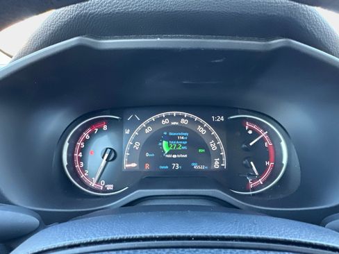 Used 2024 Toyota RAV4 XLE image 28