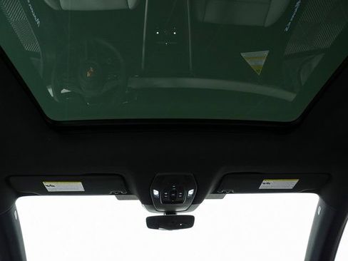 New 2026 Porsche Macan 4S Electric image 20