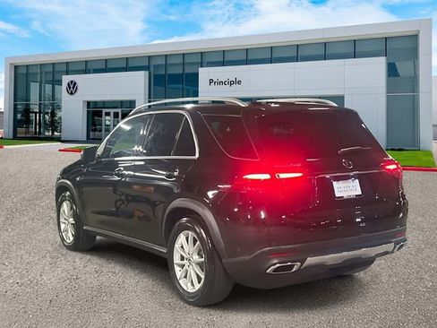 Used 2024 Mercedes-Benz GLE 350 4MATIC w/ 3rd Row Seat Package image 4