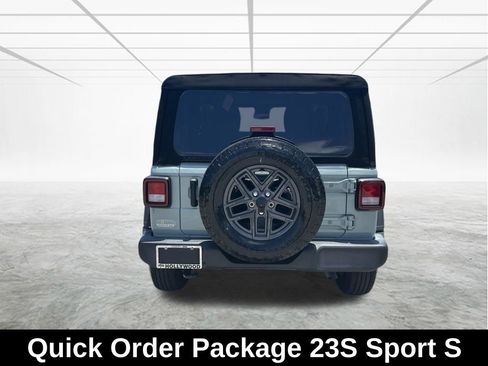 Used 2024 Jeep Wrangler Sport AWD/4WD image 6