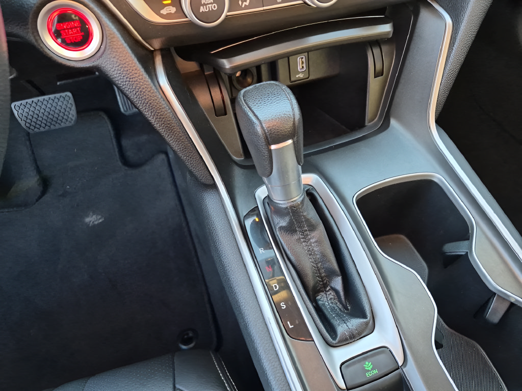 Used 2019 Honda Accord LX image 25