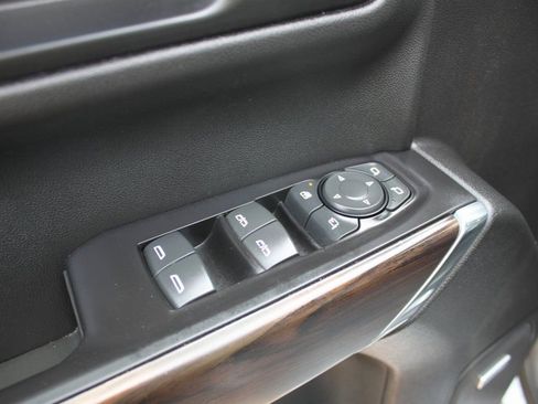 Used 2020 GMC Sierra 1500 SLT w/ SLT Premium Plus Package image 12