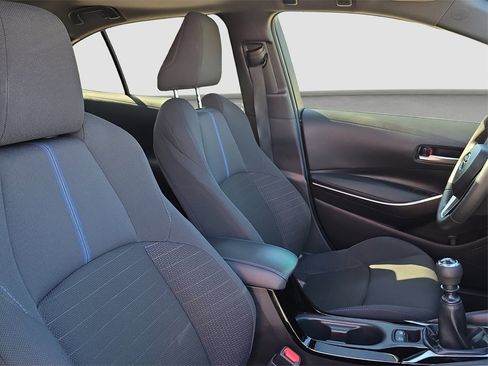 Used 2022 Toyota Corolla SE image 19