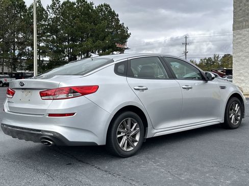 Used 2020 Kia Optima LX image 24