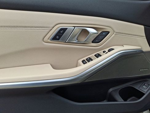 Used 2022 BMW M340i xDrive image 22