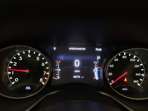 Used 2018 Jeep Compass Sport w/ Tech Group FWD image 23