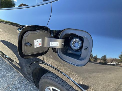 Used 2024 Ford Escape ST-Line Elite w/ Premium Technology Package image 22